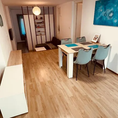 Blue Sun Lägenhet *